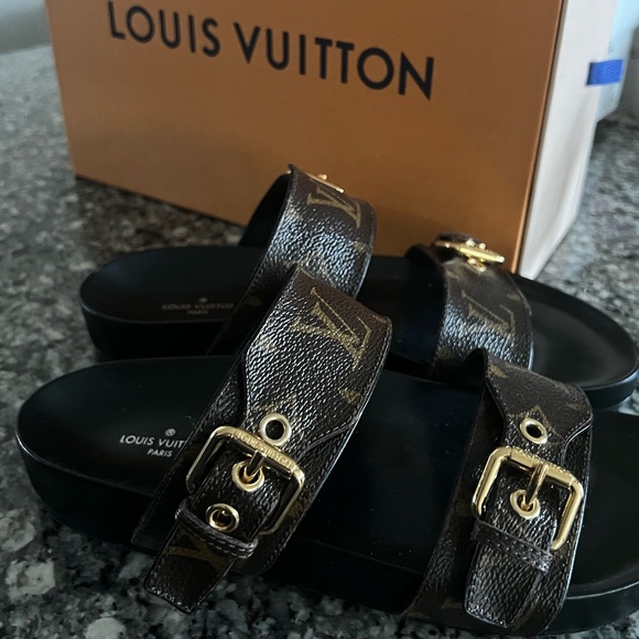 Louis Vuitton monogram sandals - Picture 5 of 8